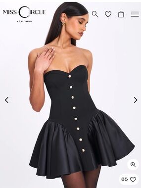 Miss Circle Kaden Black Strapless Puffy Mini Dress MEDIUM